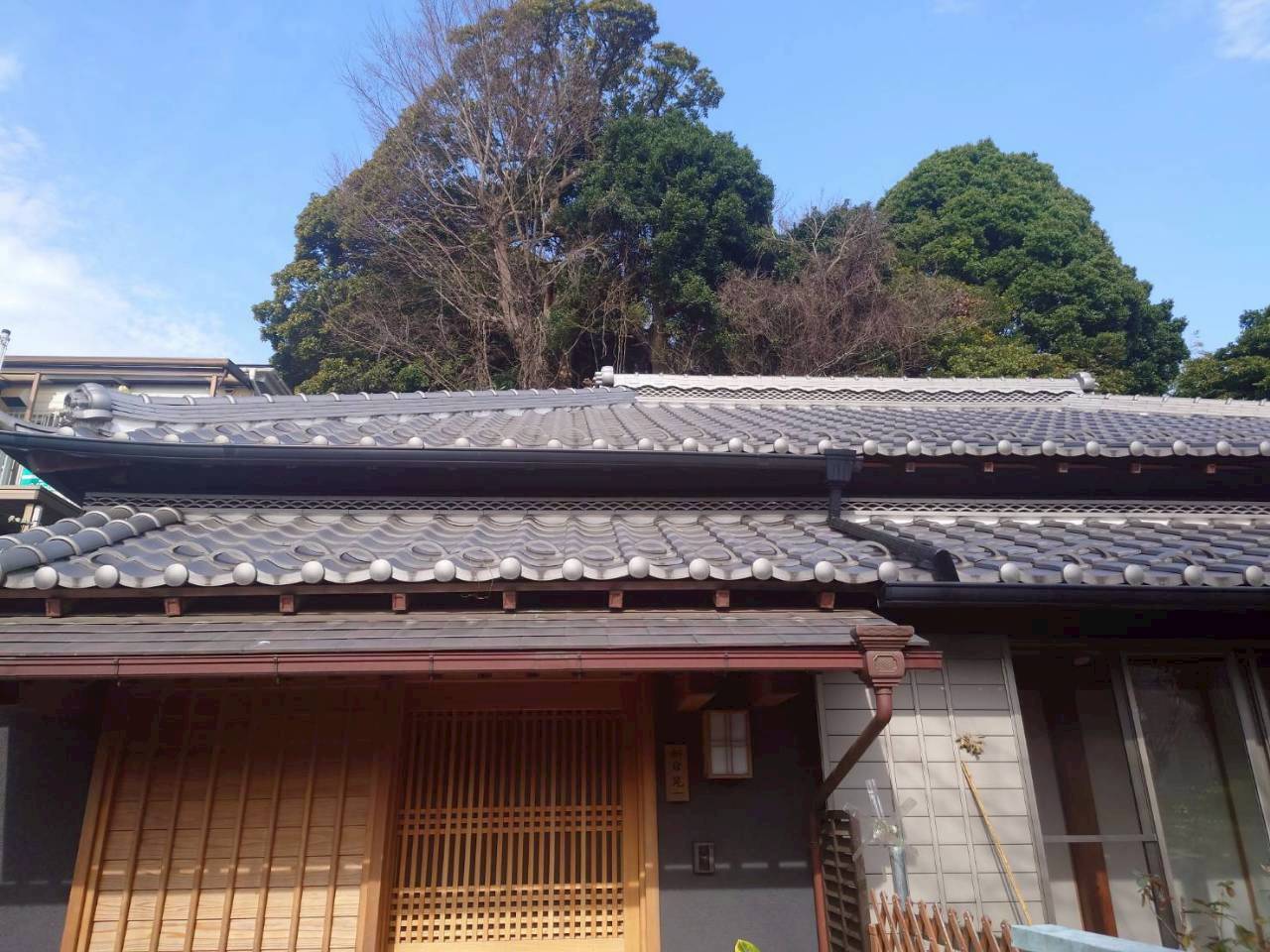 横須賀の屋根工事、瓦の専門家があなたの家を守ります！